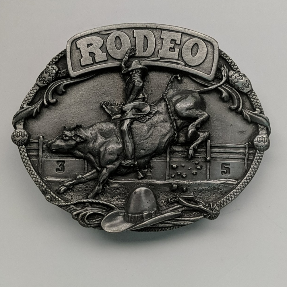 👣Vintage Buckle Company Pewter Rodeo Belt Buckle
